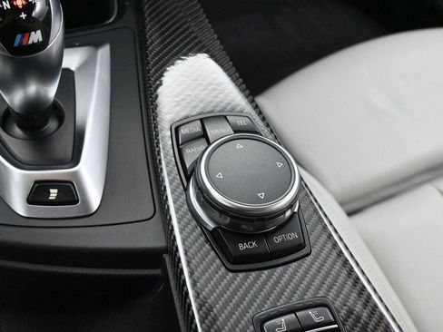 Used 2015 BMW M4 Convertible RWD image 20