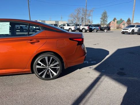 Used 2021 Nissan Altima 2.5 SR image 6