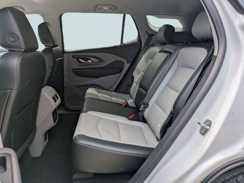 Used 2023 GMC Terrain SLT FWD image 15