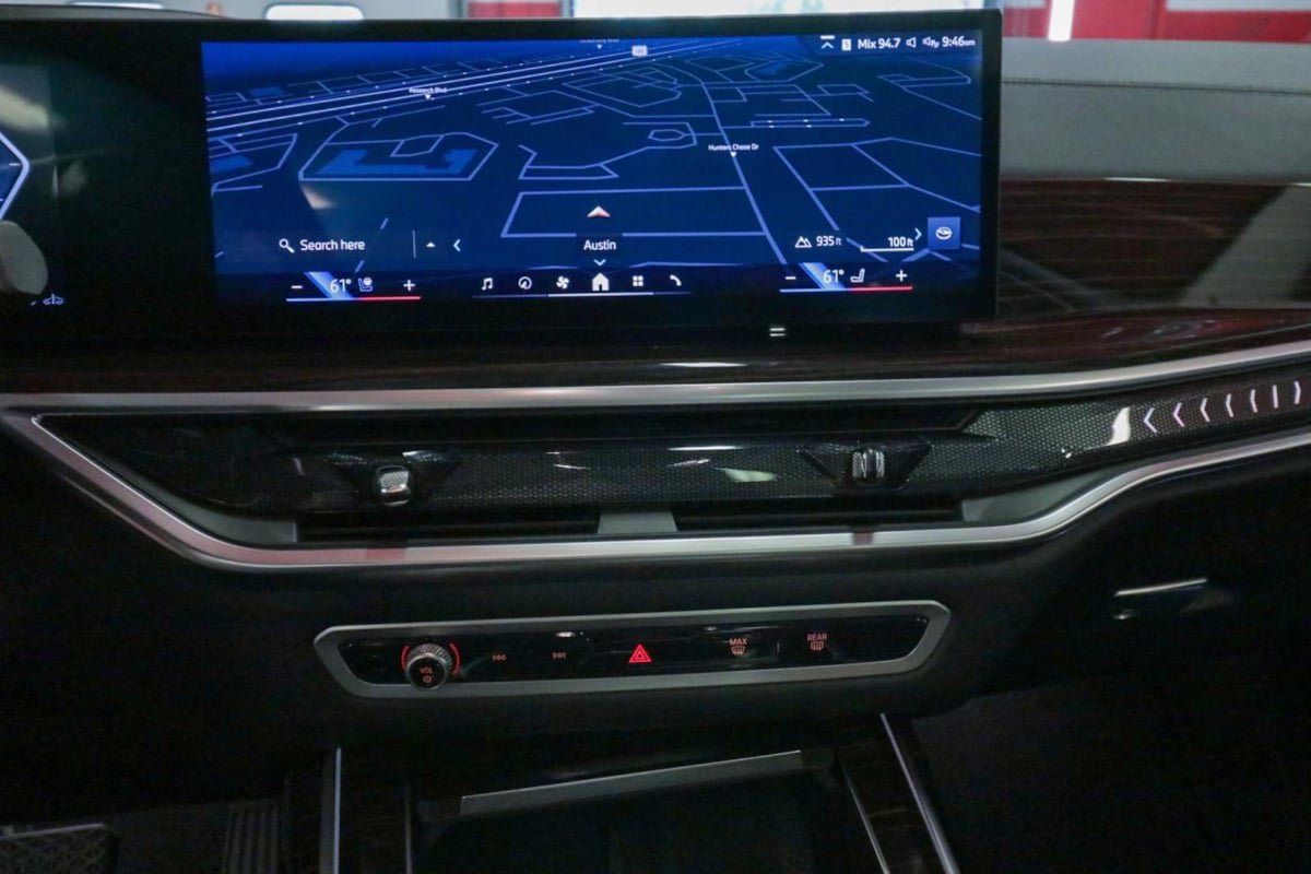 Used 2026 BMW X7 xDrive40i AWD/4WD image 19
