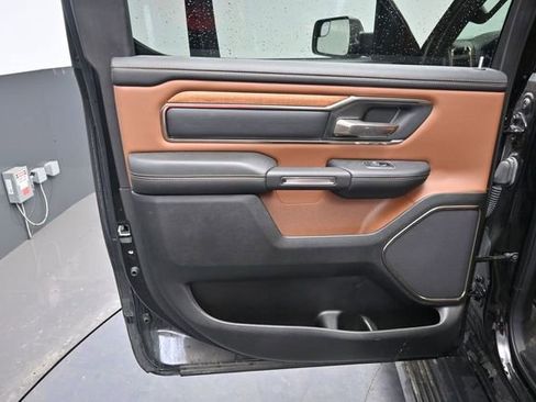 Used 2024 RAM 1500 Limited AWD/4WD image 37
