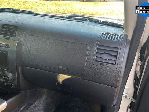 Used 2006 HUMMER H3 Luxury image 15