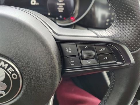 Used 2024 Alfa Romeo Giulia Ti w/ Active Assist Plus Package image 19