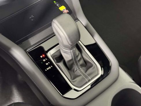 Used 2025 Subaru Forester Limited image 28