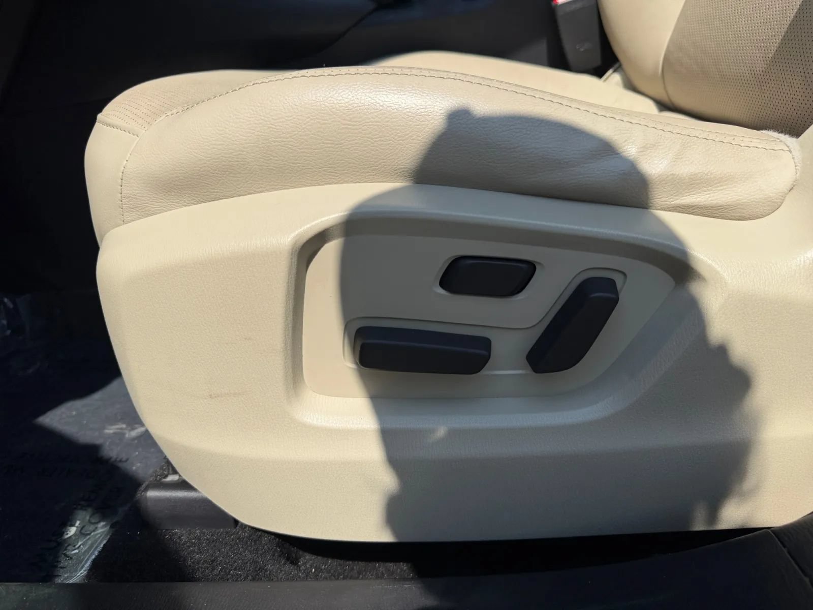 Used 2020 MAZDA CX-9 Touring w/ Touring Premium Package FWD image 17