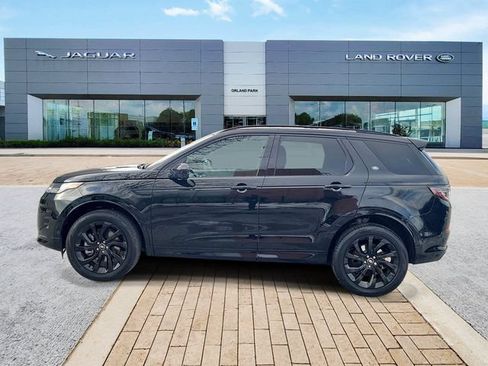 Used 2025 Land Rover Discovery Sport Dynamic SE AWD/4WD image 8
