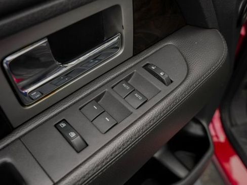 Used 2013 Ford F150 Platinum image 20