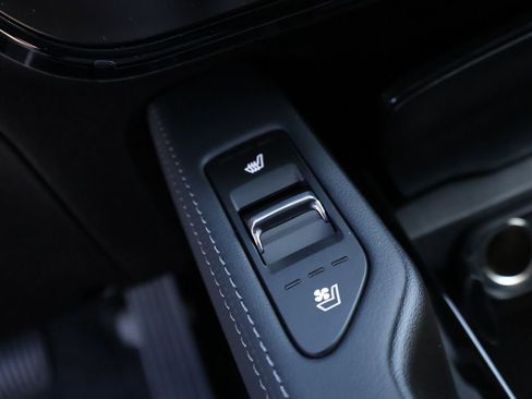 New 2025 Kia Telluride EX w/ EX Captain's Chair Package image 32