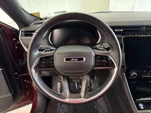 Used 2021 Jeep Grand Cherokee L Overland w/ Luxury Tech Group IV AWD/4WD image 37