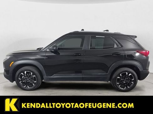Used 2023 Chevrolet TrailBlazer LT w/ Convenience Package AWD/4WD image 8