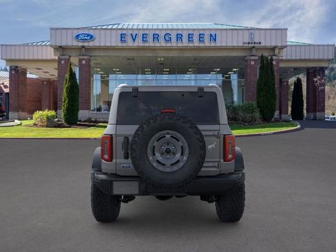 New 2025 Ford Bronco Badlands image 5