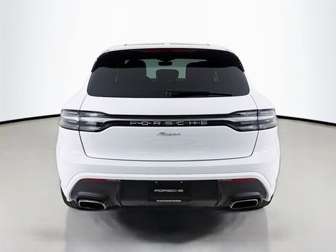 Used 2023 Porsche Macan AWD/4WD image 25