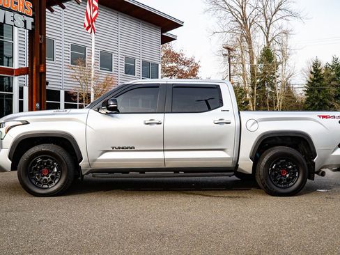 Used 2025 Toyota Tundra Limited w/ TRD Off-Road Package image 7
