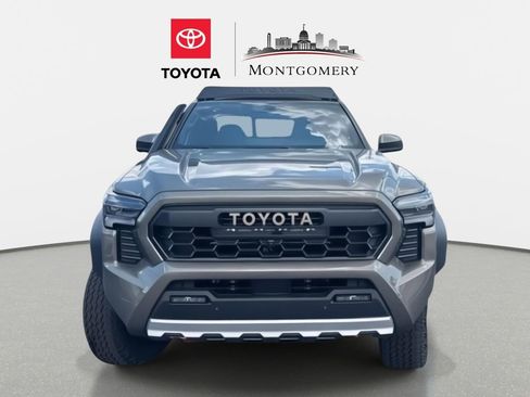 New 2025 Toyota Tacoma Trailhunter image 8
