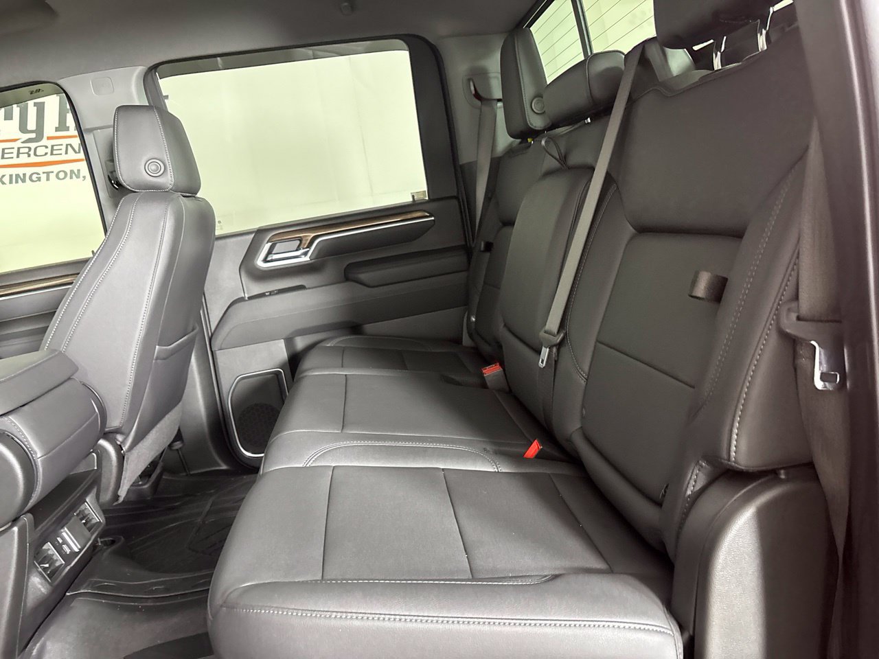 Used 2025 Chevrolet Silverado 2500 LT w/ Trail Boss Package AWD/4WD image 19
