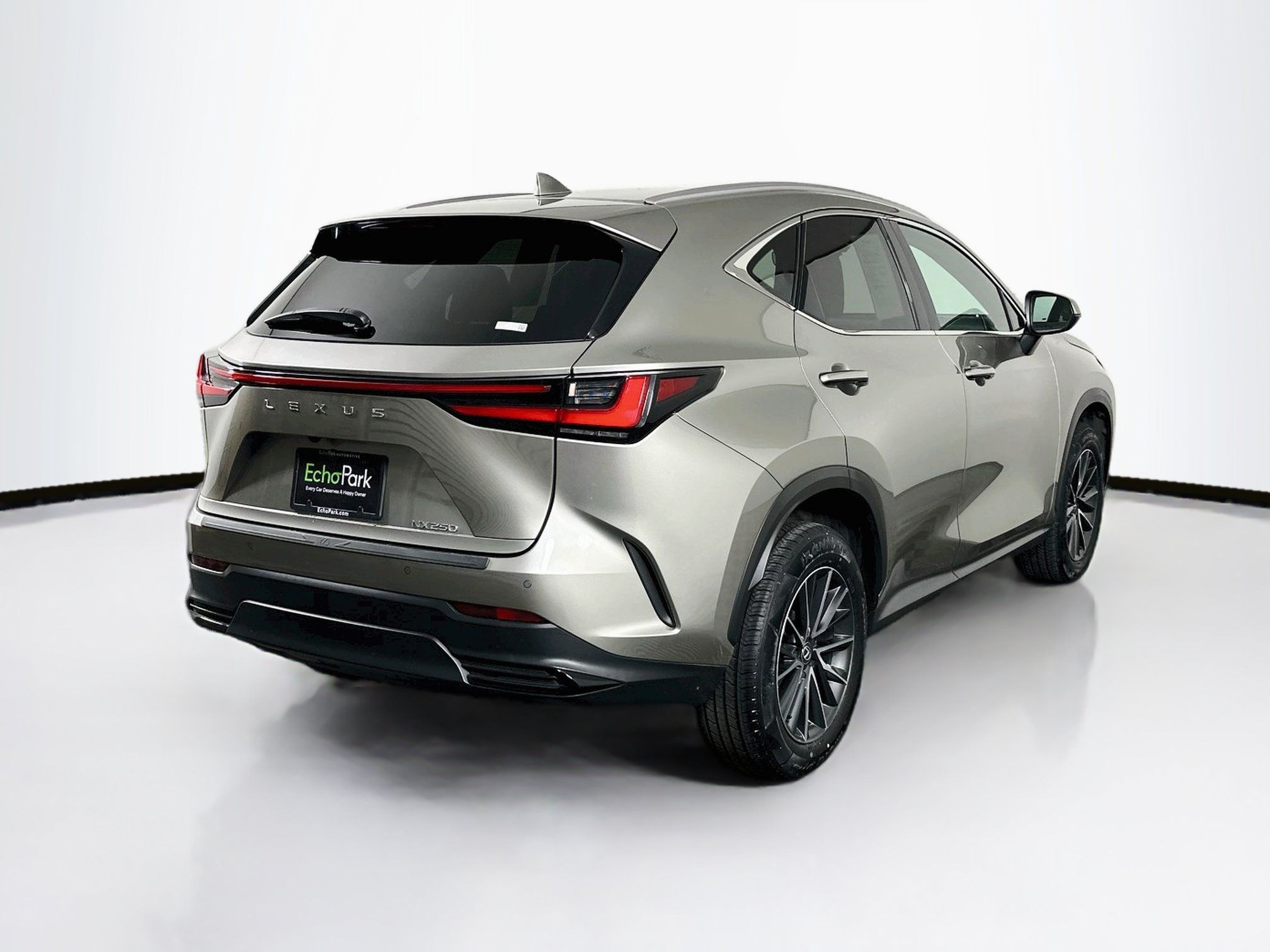 Used 2025 Lexus NX 250 FWD w/ Accessory Package (2T) image 9