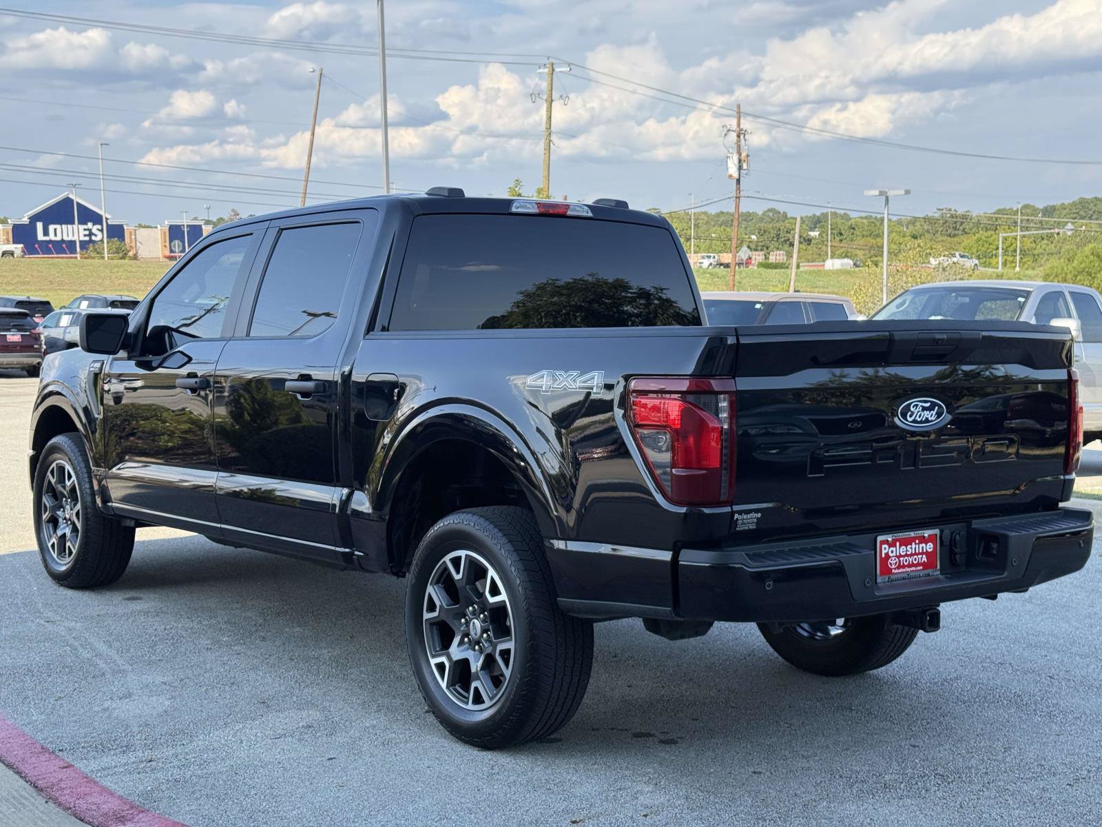 Used 2025 Ford F150 STX w/ Equipment Group 200A AWD/4WD image 3
