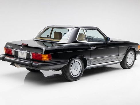 Used 1989 Mercedes-Benz 560 SL image 11