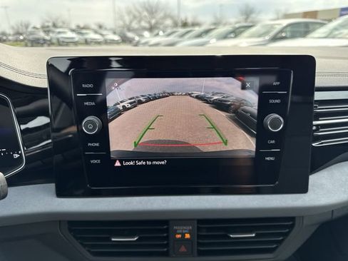 New 2026 Volkswagen Jetta SE FWD image 14