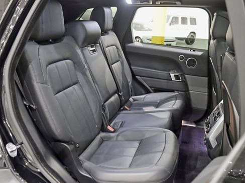 Used 2019 Land Rover Range Rover Sport HSE image 27