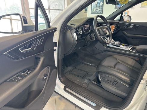 Used 2021 Audi Q7 3.0T Premium w/ Convenience Package AWD/4WD image 17