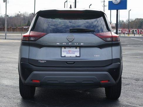 Used 2023 Nissan Rogue S image 3