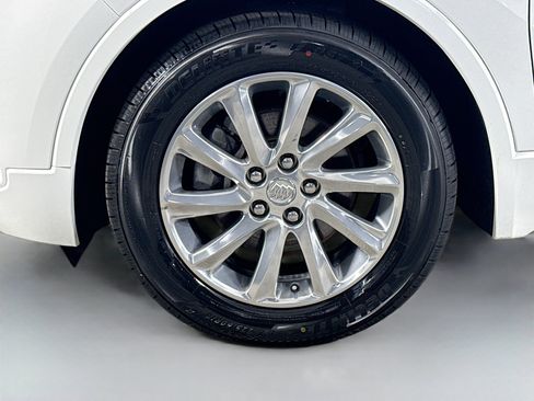 Used 2020 Buick Envision Essence FWD image 38