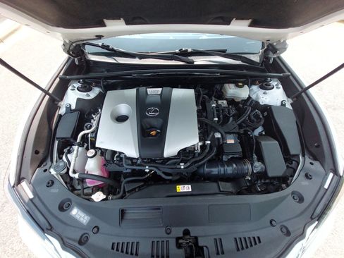 Used 2019 Lexus ES 300h w/ Premium Package FWD image 33