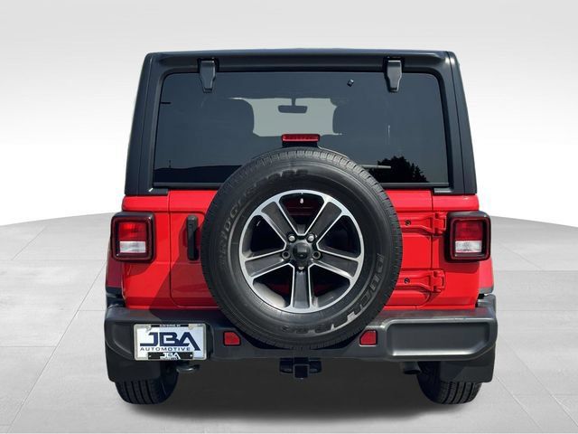 Used 2023 Jeep Wrangler Unlimited Sahara AWD/4WD image 25