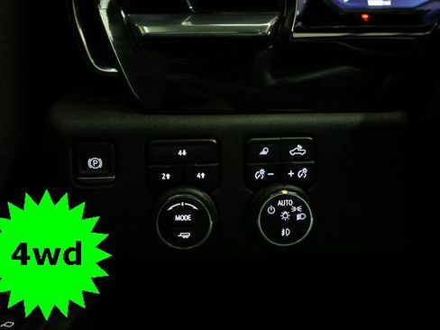 Used 2024 Chevrolet Silverado 2500 LT w/ Texas Edition image 26