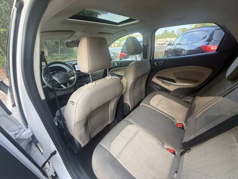 Used 2018 Ford EcoSport SE FWD image 12
