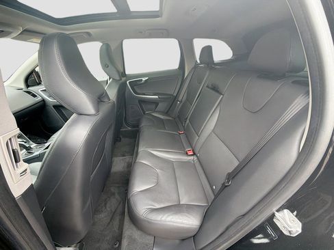 Used 2015 Volvo XC60 T6 Premier Plus AWD/4WD image 28