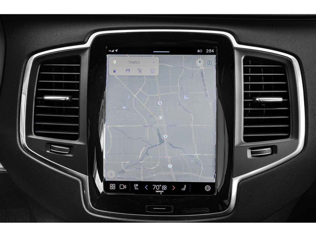 Used 2023 Volvo XC90 B6 Plus w/ Protection Package Premier AWD/4WD image 14