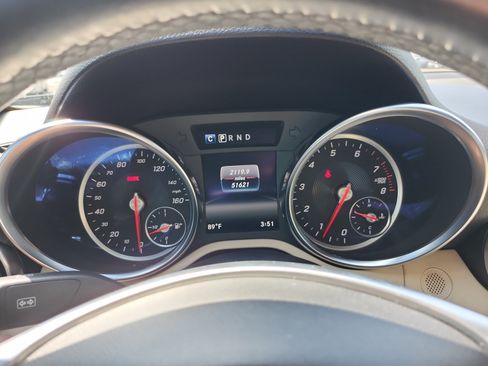 Used 2018 Mercedes-Benz SLC 300 image 17