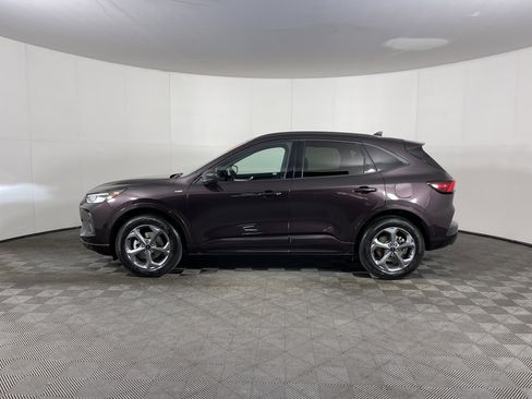 Used 2023 Ford Escape ST-Line w/ Tech Pack #1 image 3