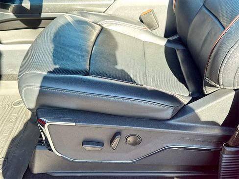 Used 2023 Ford F150 Lariat image 9