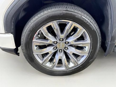 Used 2024 GMC Sierra 1500 Denali w/ Denali Reserve Package AWD/4WD image 40