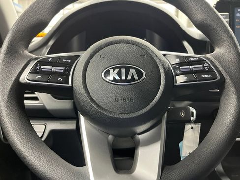 Used 2021 Kia Seltos LX AWD/4WD image 19