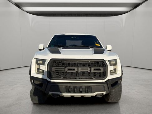 Used 2017 Ford F150 Raptor w/ Equipment Group 802A Luxury image 8