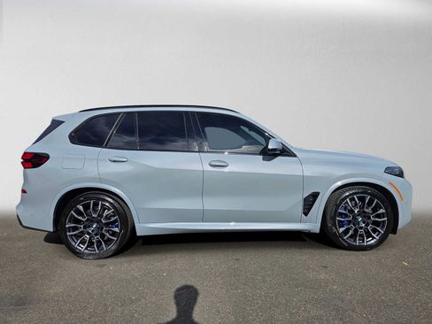 Used 2024 BMW X5 xDrive50e w/ Executive Package AWD/4WD image 2