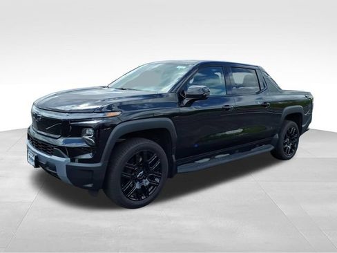 New 2026 Chevrolet Silverado EV LT w/ Plus Package AWD/4WD image 4