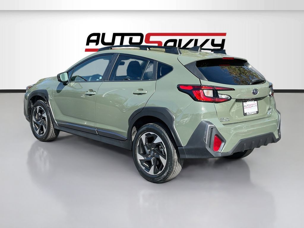 Used 2024 Subaru Crosstrek 2.5i Limited w/ Crosstrek Mirror Package AWD/4WD image 5