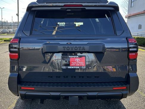 New 2026 Toyota 4Runner SR5 image 6