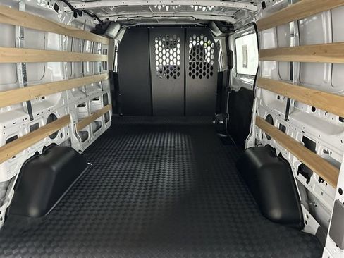 Used 2025 Ford Transit 250 Low Roof w/ Exterior Upgrade Package RWD image 15