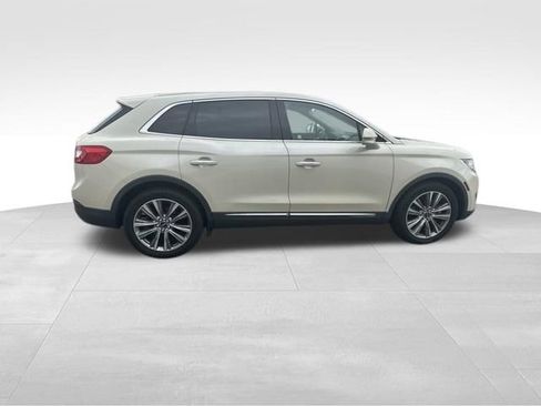 Used 2018 Lincoln MKX Reserve w/ Lincoln MKX Climate Package AWD/4WD image 7
