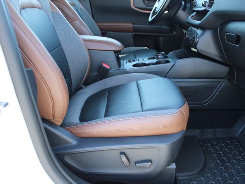 Used 2023 Ford Bronco Sport Outer Banks w/ Tech Package image 17