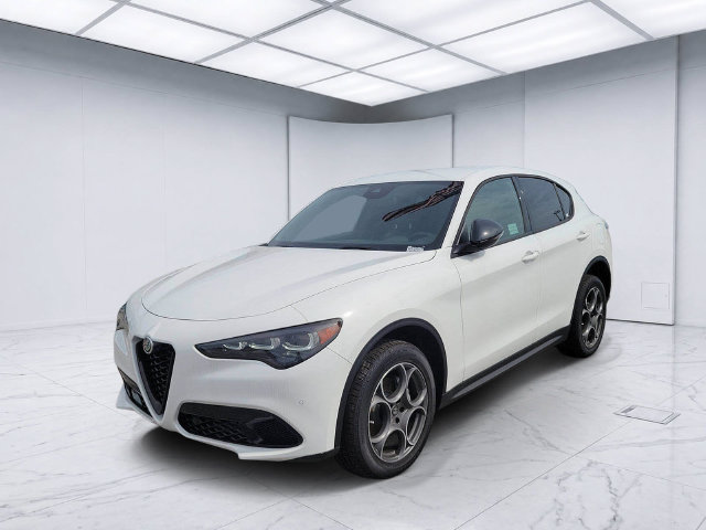 New 2025 Alfa Romeo Stelvio Sprint AWD/4WD image 2