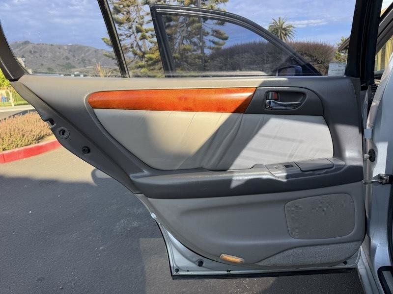 Used 1999 Lexus GS 300 w/ Premium Pkg RWD image 31