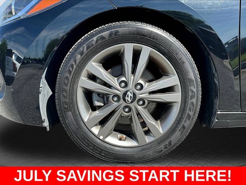 Used 2018 Hyundai Elantra SEL FWD image 39