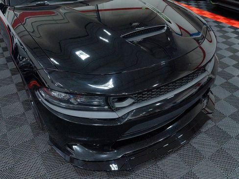 Used 2023 Dodge Charger R/T w/ Blacktop Package RWD image 13